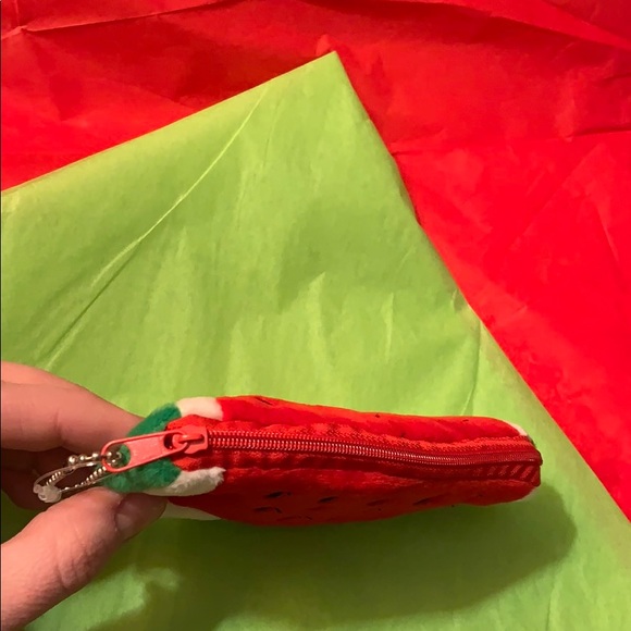 🆕🍉Watermelon Coinpurse Keychain - Picture 4 of 8